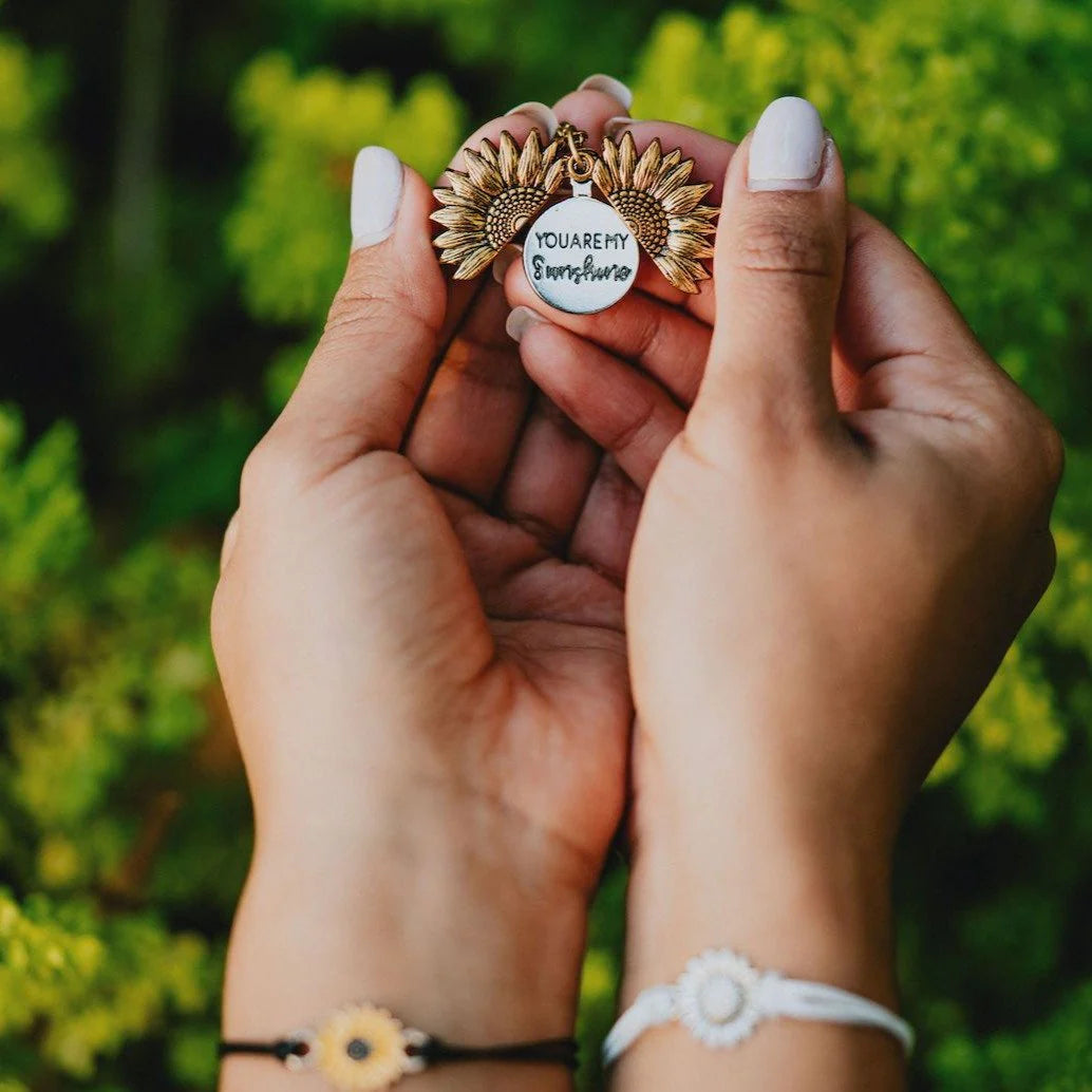 "You Are My Sunshine" Necklace 🌻🐝