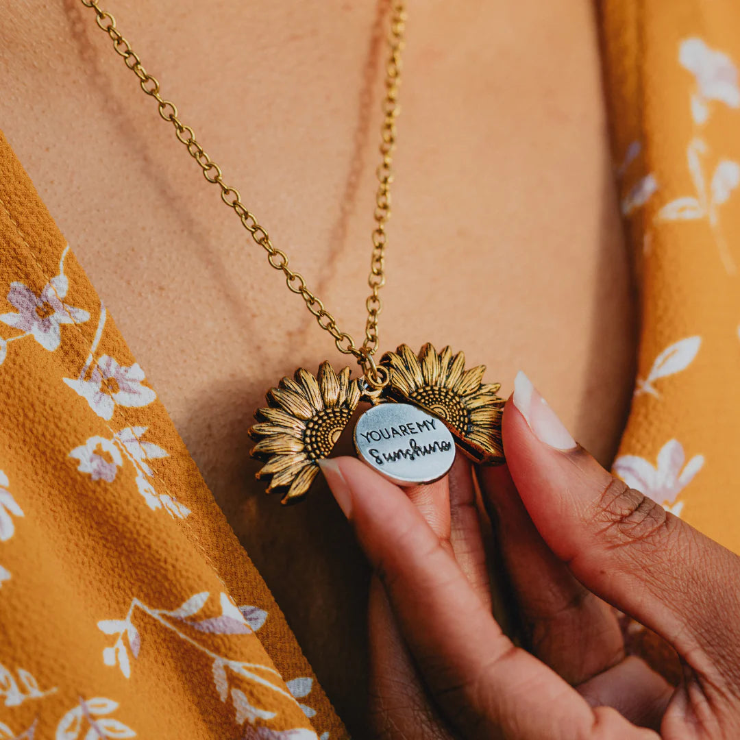 "You Are My Sunshine" Necklace 🌻🐝